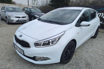 1.4.100Km Led Klimatyzacja Nawigacja Czujniki Parkowania Zadbana